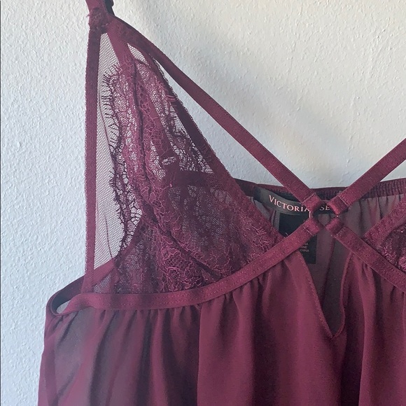 Victoria’s Secret negligee - Picture 2 of 2